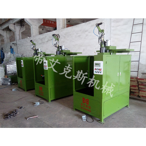 多工位轉(zhuǎn)槍焊接機(jī)