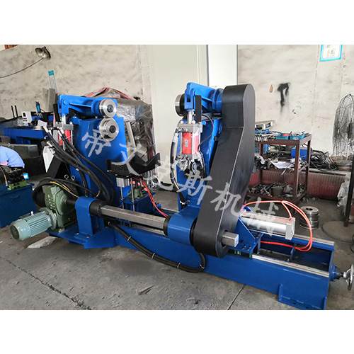 自動(dòng)擴(kuò)口機(jī)